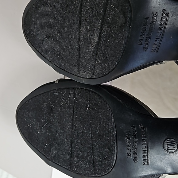 Highlights womens black and silver high-heeled shoes. size 10W. - Picture 5 of 6